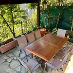 Laurus Malia فيلة