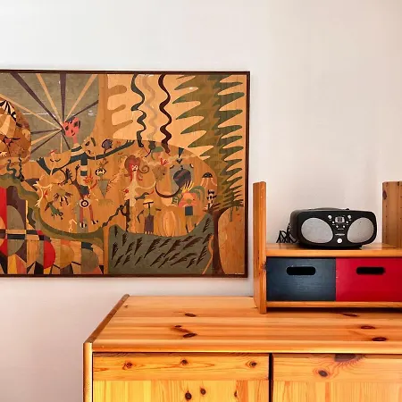 فيلة Laurus Malia